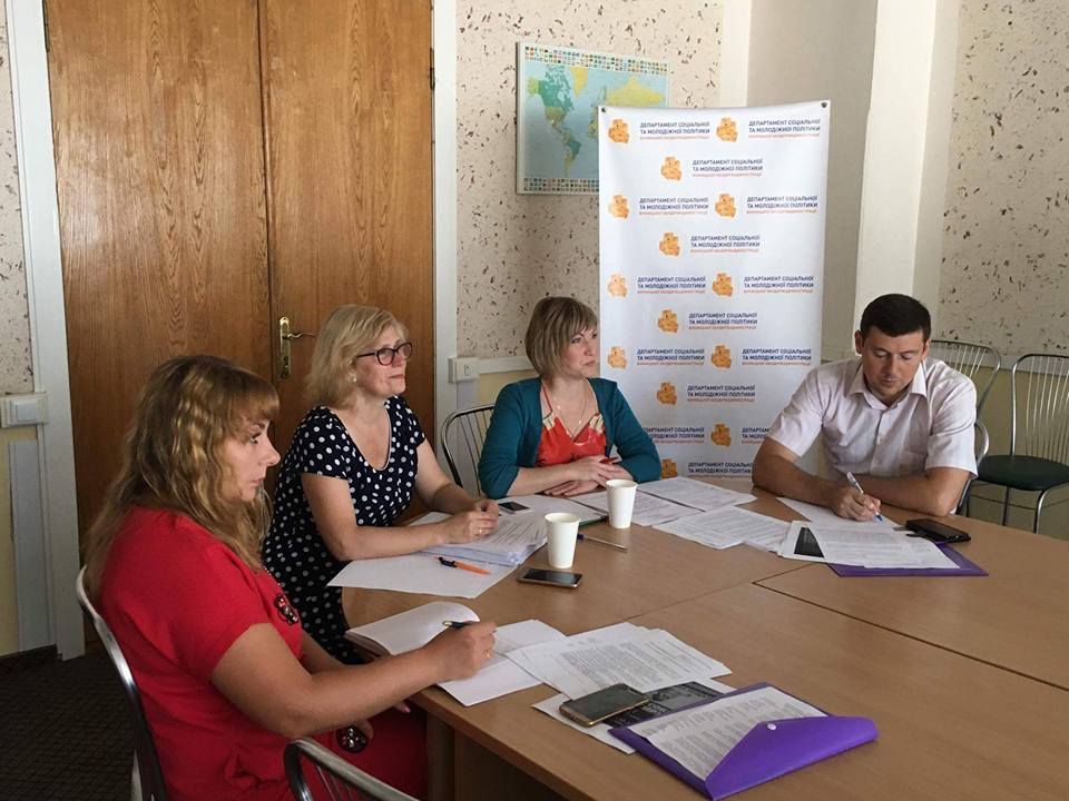 Мeшкaнців  Вiнниччини обурилa дискримiнaцiйнa рeклaмa з проявaми сeксизму