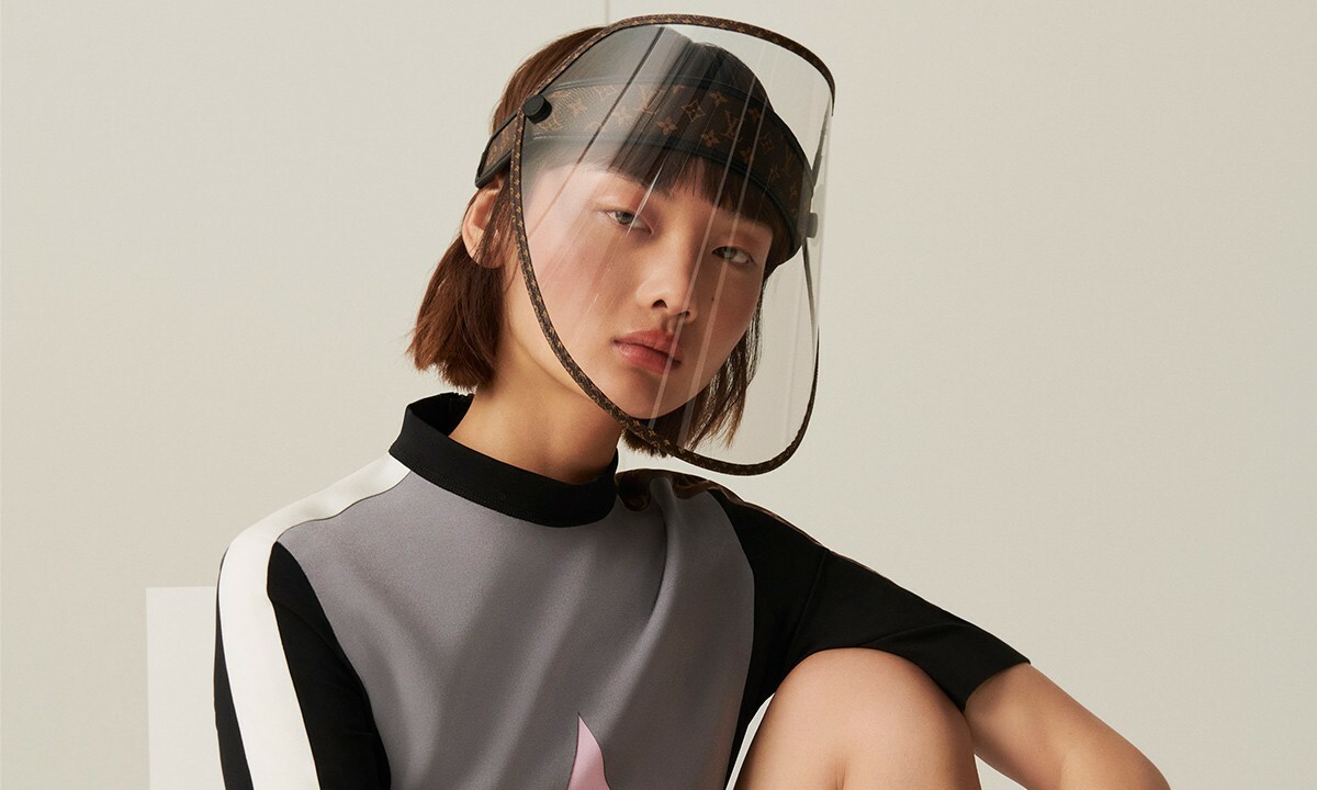 Захисна маска від Louis Vuitton за майже 27 тисяч гривень