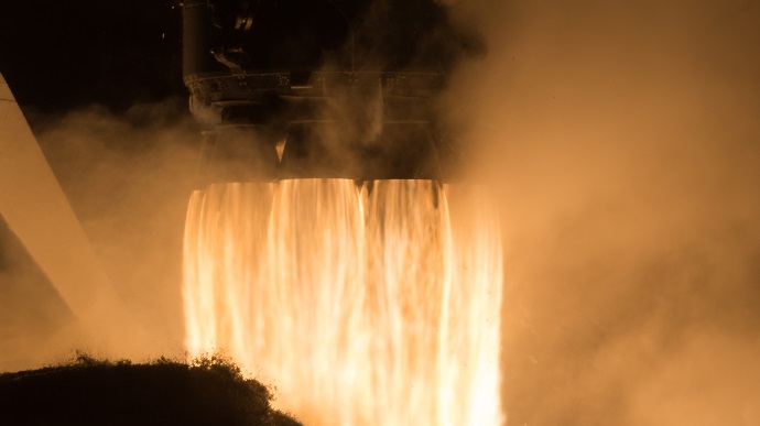 Наймасовіший запуск в історії космонавтики: SpaceX доставила на орбіту відразу 143 супутники