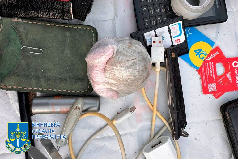 На Вінниччині пʼятьом чоловікам , які займалися незаконним придбанням і збутом наркотиків до виправної колонії, повідомлено про підозру