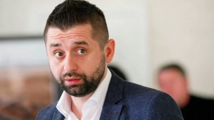 Арахамія: зв’язок з "Азовом" є, війська рф вже на "Азовсталі"