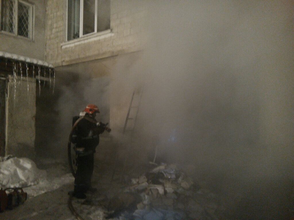 У дитячій лікарні Тернополя сталася масштабна пожежа: евакуйовано понад 100 дітей