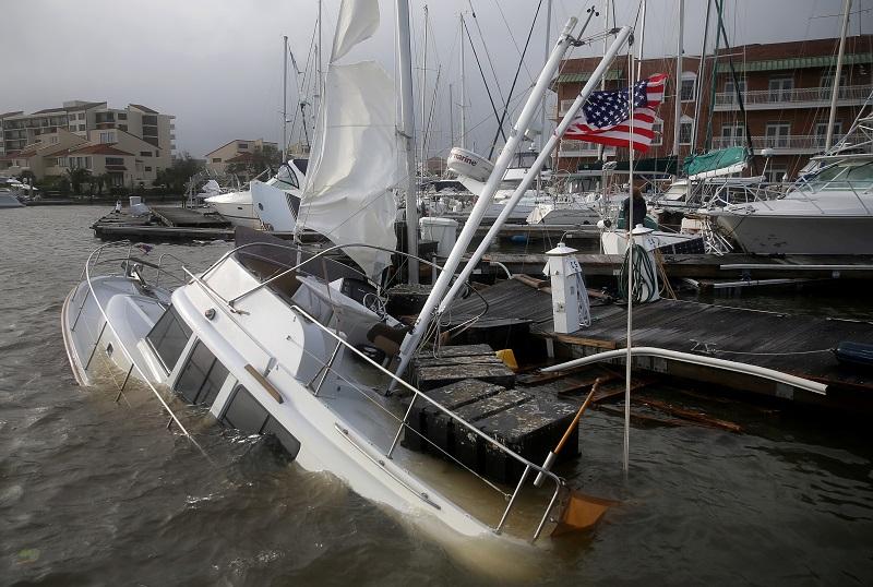 Ураган «Саллі» в США: шкоду від урагану оцінюють у 2-3 мільярди доларів (ФОТО)