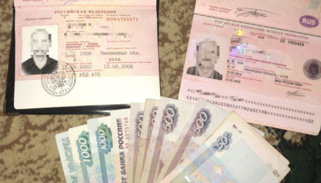 На Вінничині затримали росіянина, який «зливав» ворогу переміщення техніки ЗСУ