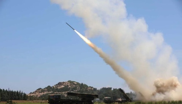 Китай продовжив військові навчання поблизу Тайваню