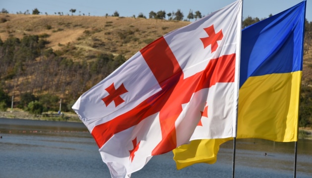 Українців евакуюватимуть з Грузії у разі масового напливу росіян 