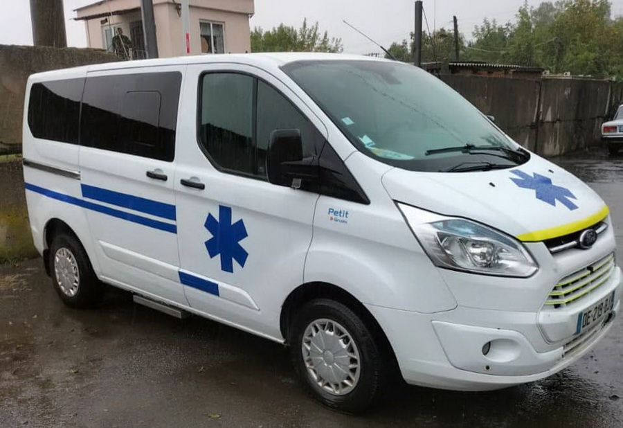 Вінницький центр екстреної медичної допомоги отримав новий автомобіль