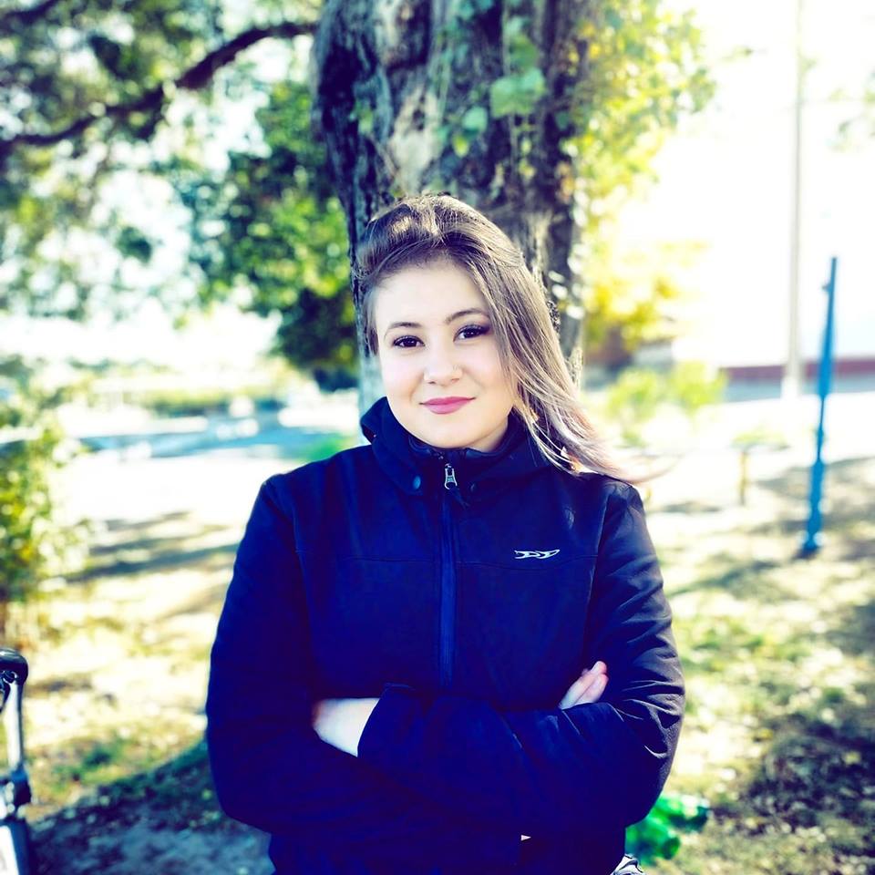 20-річнa одеситкa випaлa з 11 поверху. Підозрюють вбивство