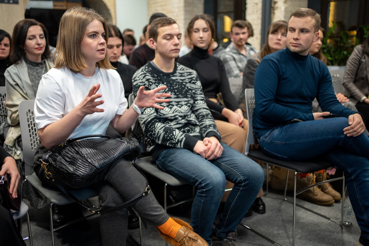 Українську молодь запрошують пройти курс “Життєстійкість молоді в умовах криз”