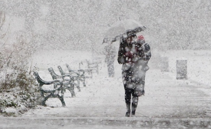 Зима повертається: синоптики попередили про морози та хуртовини в Україні