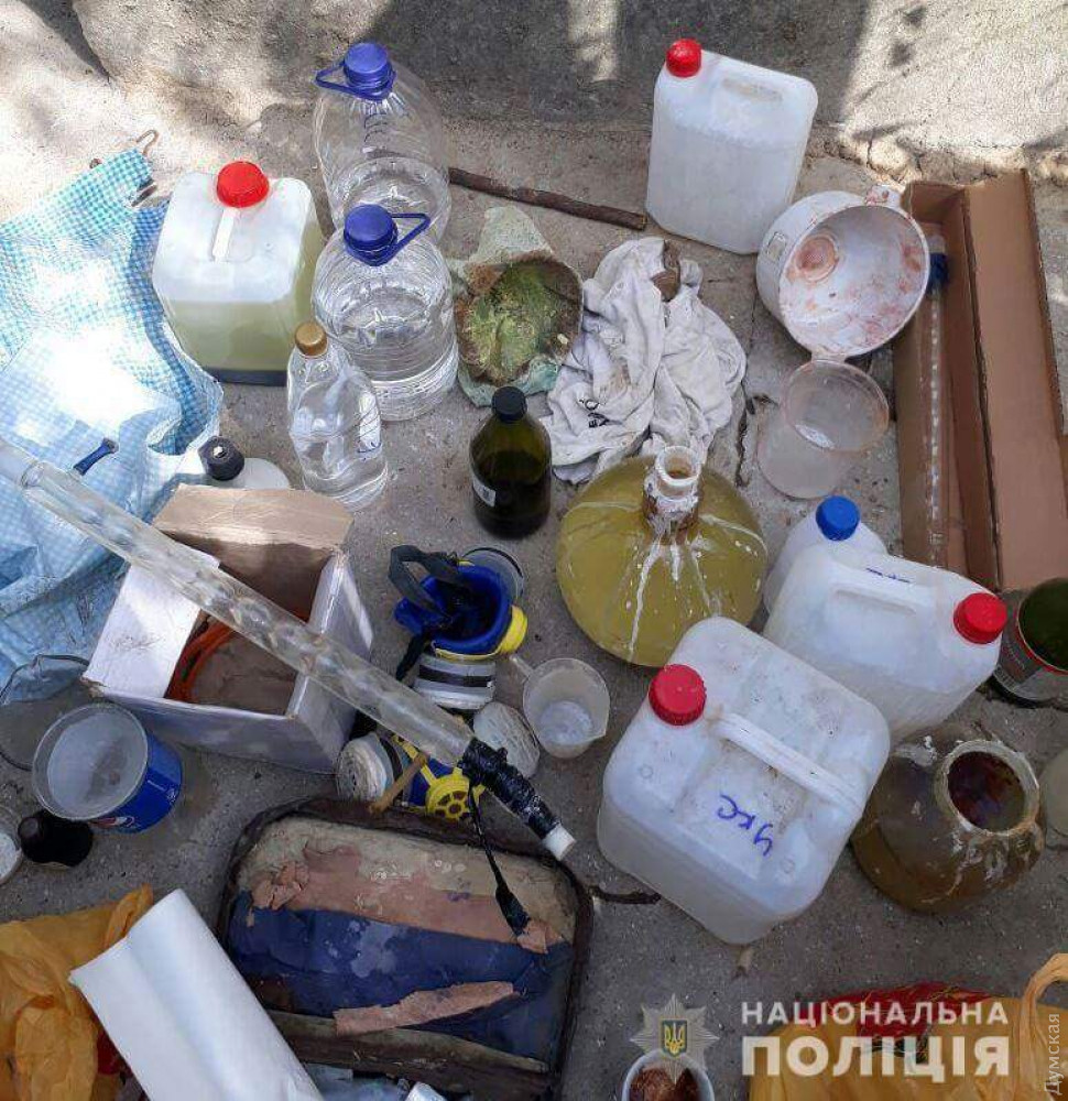 Нa юге Одесской облaсти прикрыли еще одну подпольную нaрколaборaторию
