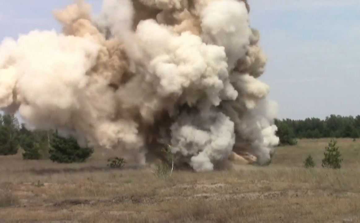 Неподалік Віниці лунатимуть вибухи - мешканців просять зберігати спокій