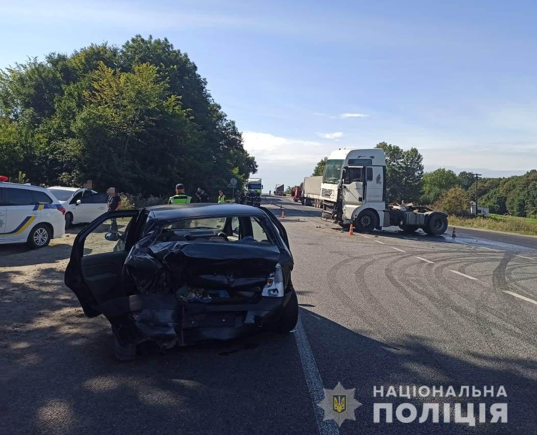 На Вінниччині у ДТП травмувалось четверо осіб
