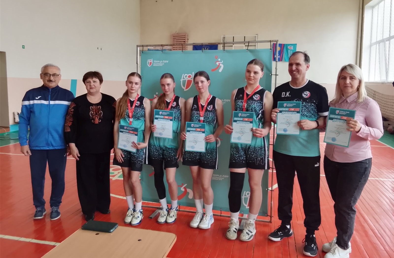 Юні баскетболістки з Тростянця здобули перемогу на районних змаганнях