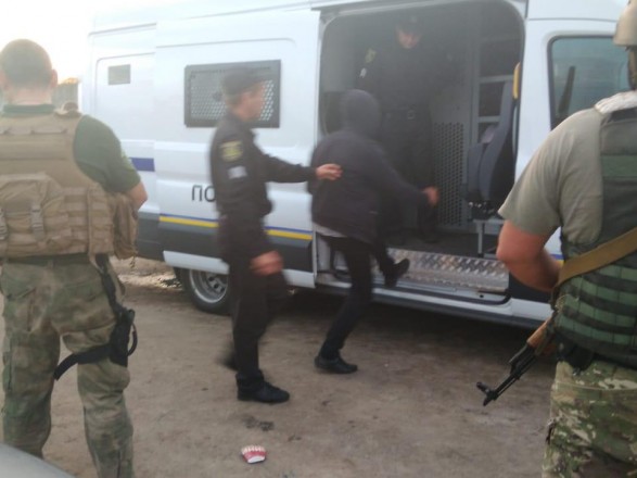 Поліція затримала близько 50 учасників бійки на елеваторі у Харківській області