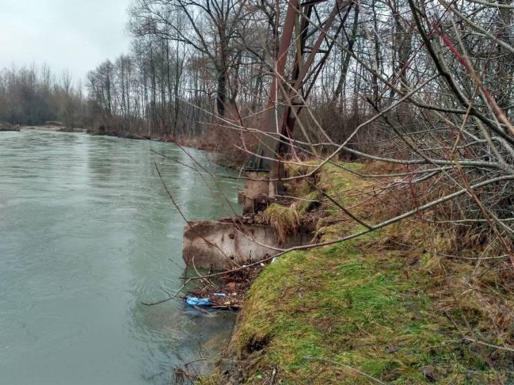 На Рівненщині чоловік забив до смерті односельчанина, а тіло викинув у річку