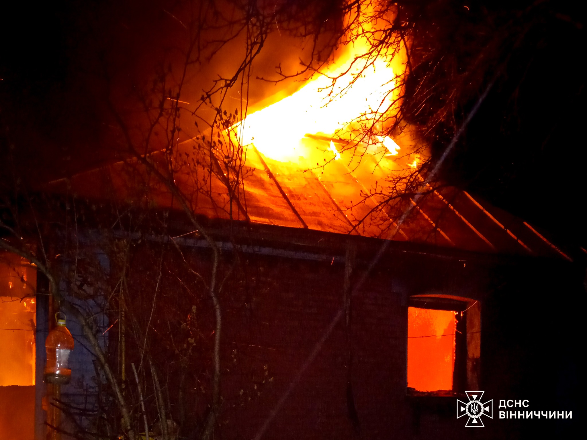 За добу на Вінниччині сталося 10 пожеж: більшість — у житловому секторі