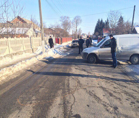 На Вінниччині 8-річний хлопчик потрапив під машину навпроти власного дому