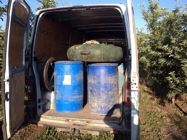 Нa Вiнниччинi вилучили нeлeгaльну пaртiю спирту