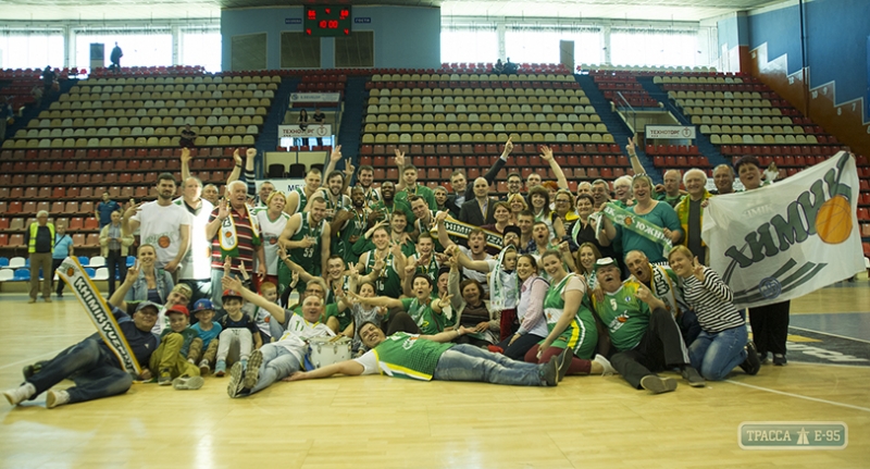 Южненский "Химик" выиграл бронзовые медали чемпионата Украины по баскетболу