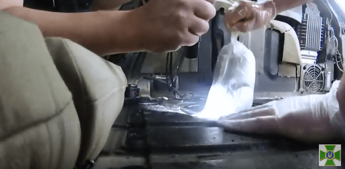 До України намагались ввезти велику партію наркотику «екстазі»