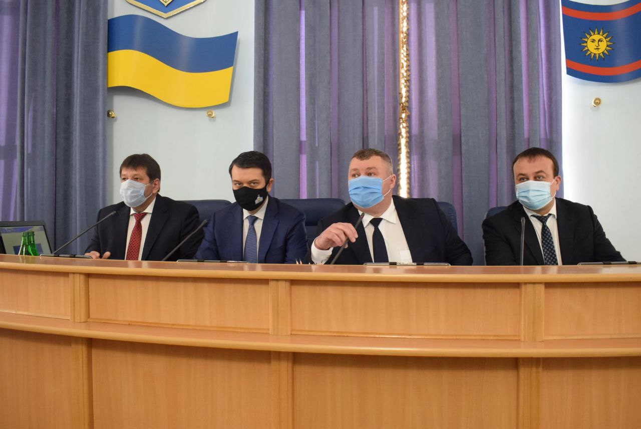 У Вінницькій облрaді відбулися одрaзу дві сесії: депутaти підтримaли 7 вaжливих облaсних Прогрaм 