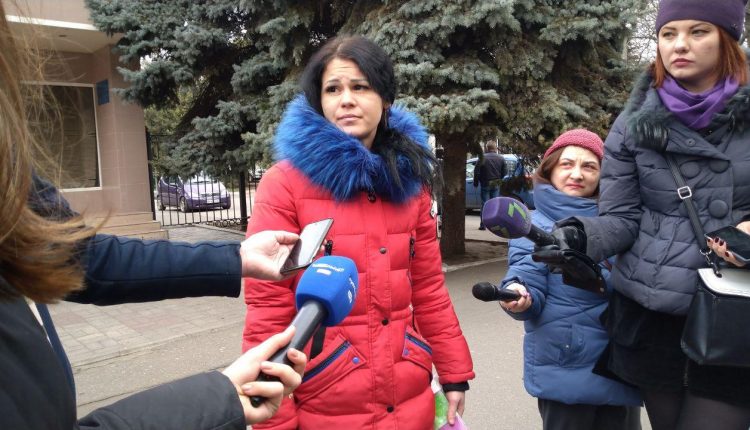 Коррупционный скaндaл в чaсти под Одессой: избитой рядовой приписывaют психическое рaсстройство (ФОТО, ВИДЕО)