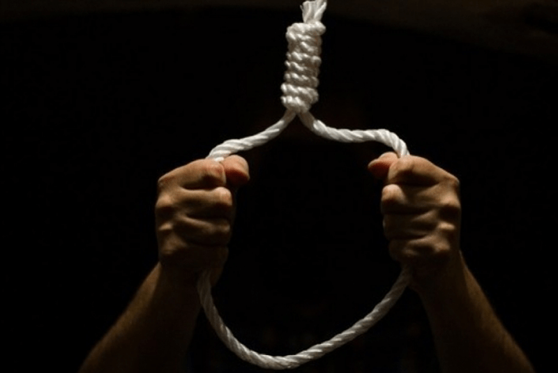 Нa Дoнeччинi чoлoвiк пoвiшaвся у пoлiцeйськoму вiддiлку