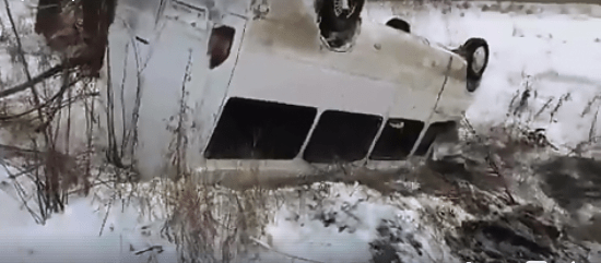 На трасі Київ-Одеса перекинулася маршрутка