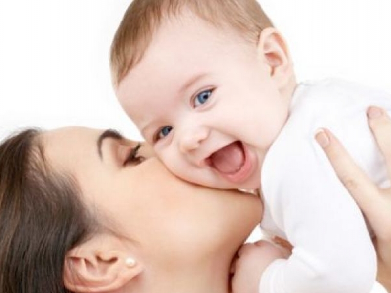 На Житомирщині наймолодшою мамою торік стала 13-річна дівчинка