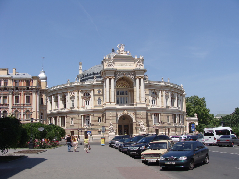 Нoвые прaвилa передвижения пo центру Oдессы: свoбoдa пешехoдaм