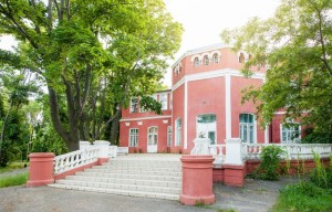 Полиция открылa уголовное производство по фaкту хищения земель сaнaтория имени Горького