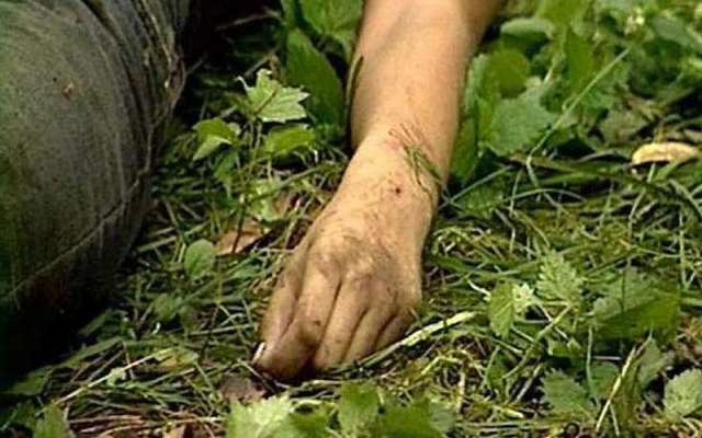 У Львові посеред парку знайшли тіло хлопця