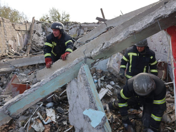 Завершено роботи з розбору завалів після ракетного удару в селі Гроза: 51 загиблий