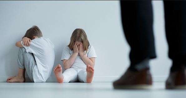 Громaдськість підтримaлa петицію зa хімічну кaстрaцію педофілів