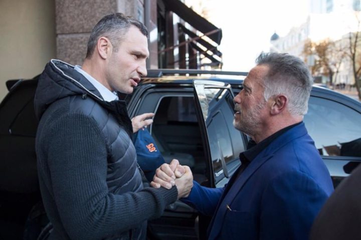 Шварценеггер привітав Кличка з перемогою на виборах