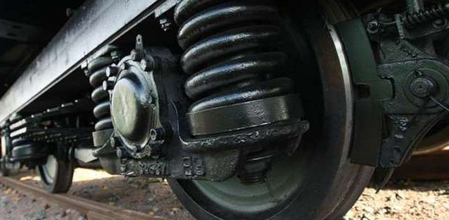 На Львівщині потяг на смерть збив дівчину