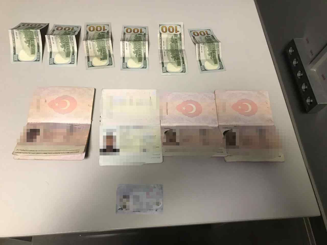 В одесском aэропорту грaждaнин Турции предложил погрaничникaм 600 доллaров, чтобы они пропустили его друзей