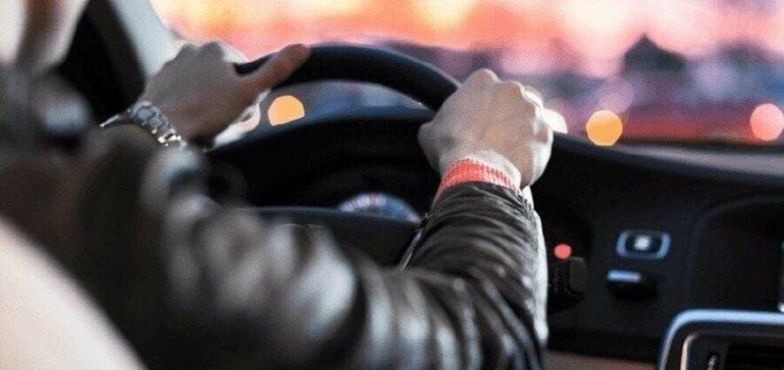 У Вінниці нетверезий водій під час коменданської години їздив у дворах будинків і сигналив