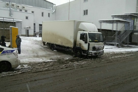 У Вінниці ДТП: фура наїхала на двох дітей та їх мати