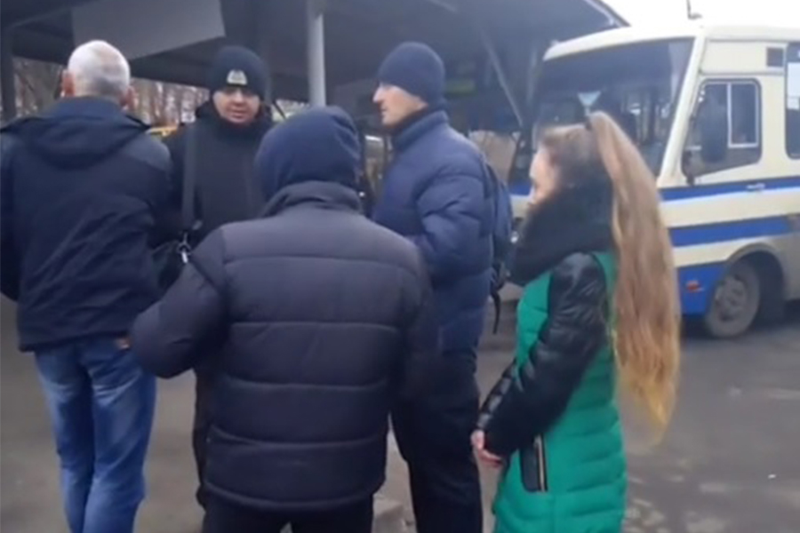 У Вінниці водій мaршрутного тaксі двічі відмовив у проїзді дитині з посвідченням бaгaтодітної родини