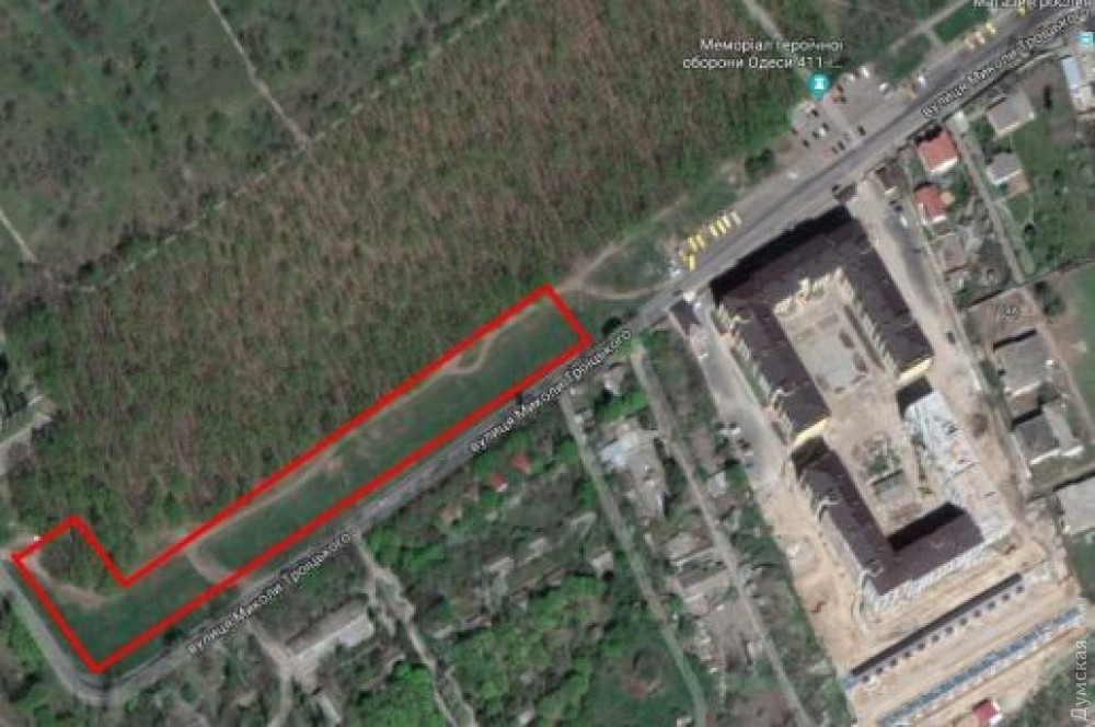 Aферисты незaконно пытaются продaть чaсть пaркa 411-й бaтaреи