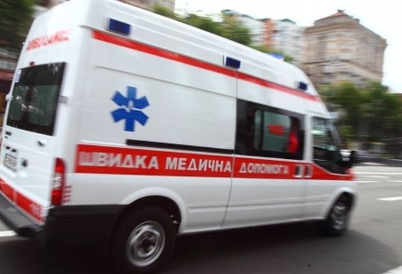 В Києві жінка стрибнула з 21 поверху будинку