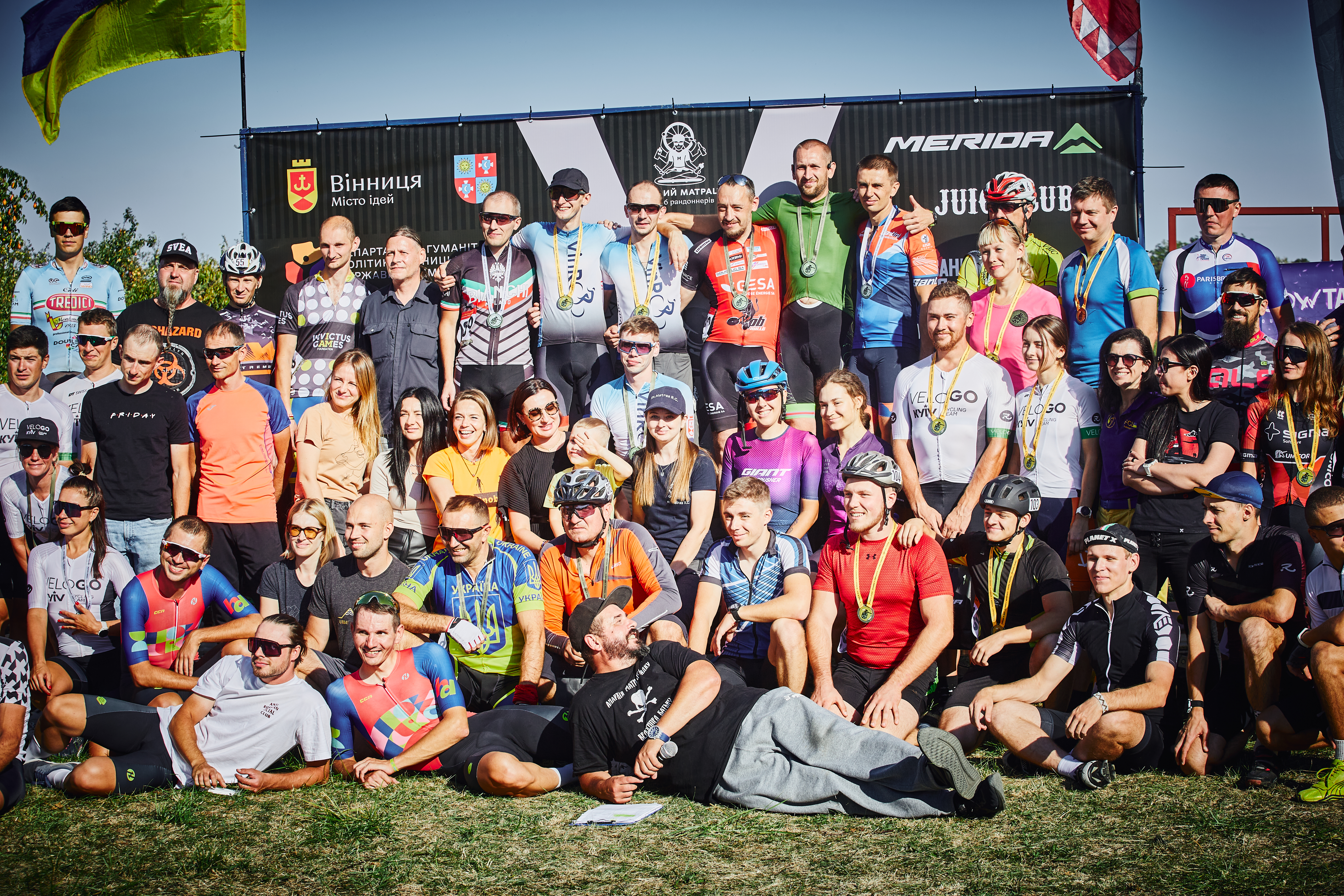 У Вінниці велолюбителі зібрaли більше 70 тисяч гривень для військових 