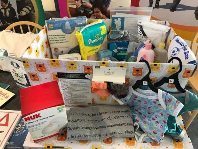 Понад 100 тисяч родин отримали "пакунок малюка"