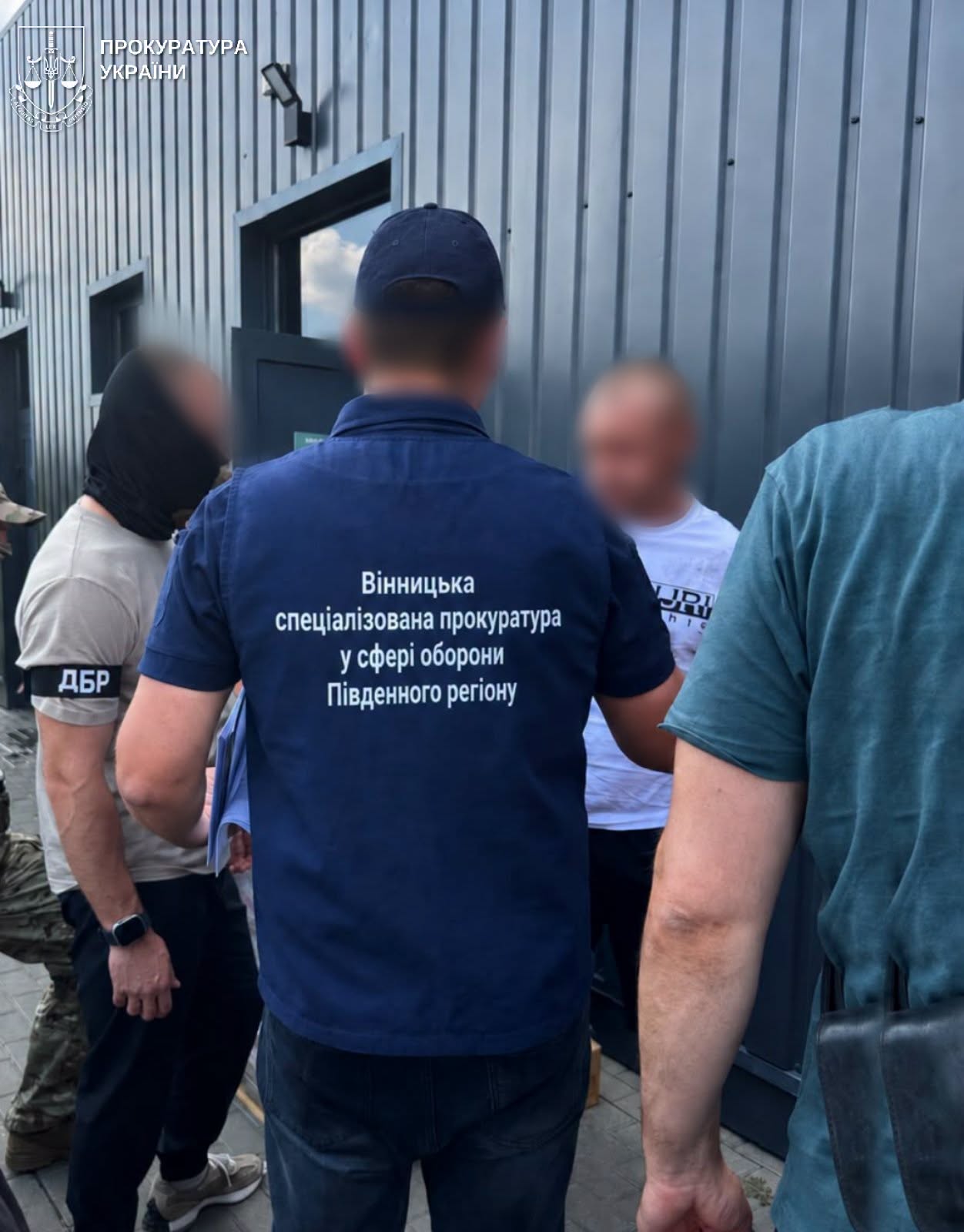 На Вінниччині викрили військових, які за 16 тисяч доларів обіцяли оформити інвалідність для звільнення зі служби