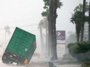 У США евакуюють п'ять тисяч військовослужбовців через ураган "Ірма"