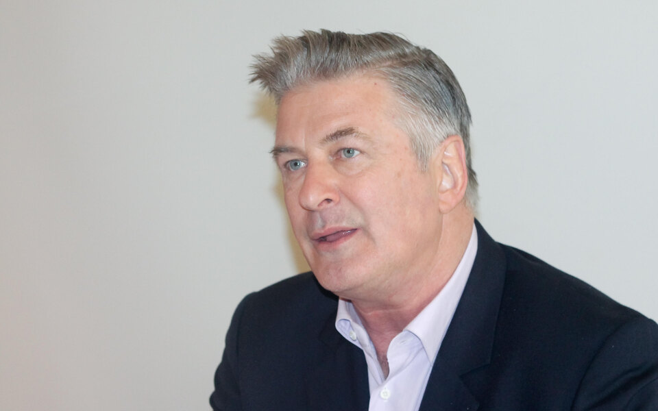 CNN: Алек Болдуїн дав перше інтерв'ю після вбивства Галини Хатчінс на зйомках фільму