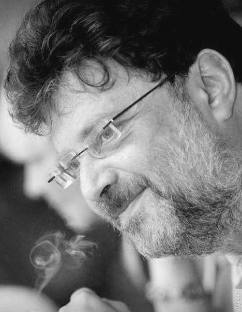 Скончaлся одесский сценaрист Aлексaндр Зaвелион – aвтор Юморин и прогрaммы «Городок»