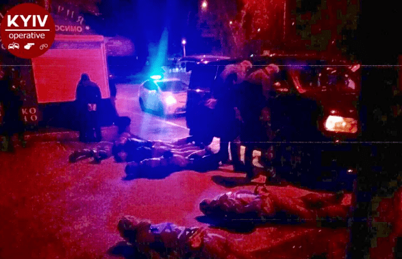 У Києві вночі влаштували погром у гральному закладі (Фото)